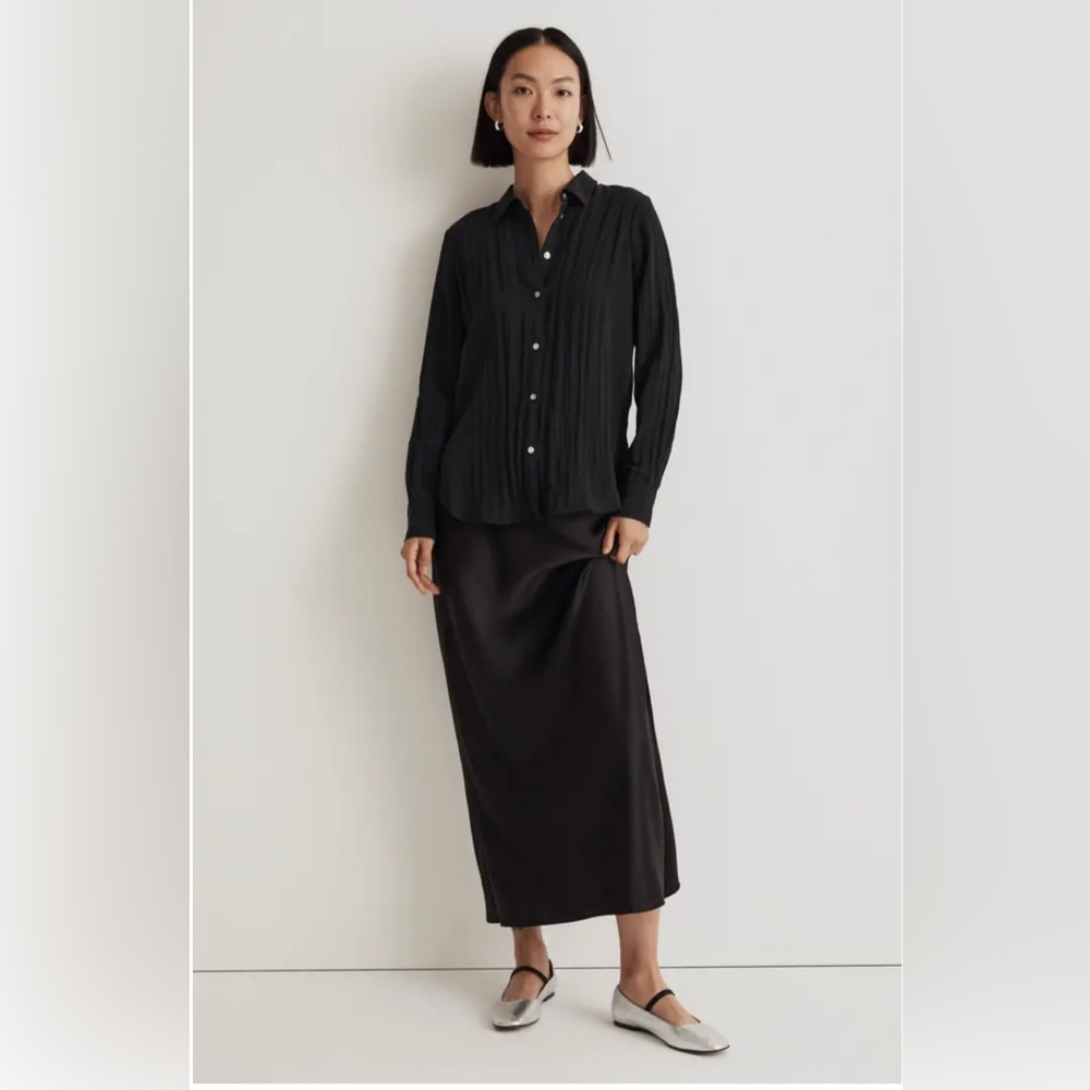 NWOT Crinkled Button-Up Shirt